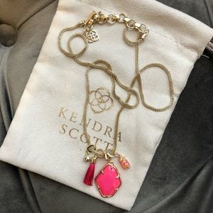 Kendra Scott Hailey Necklace in Pink Agate.